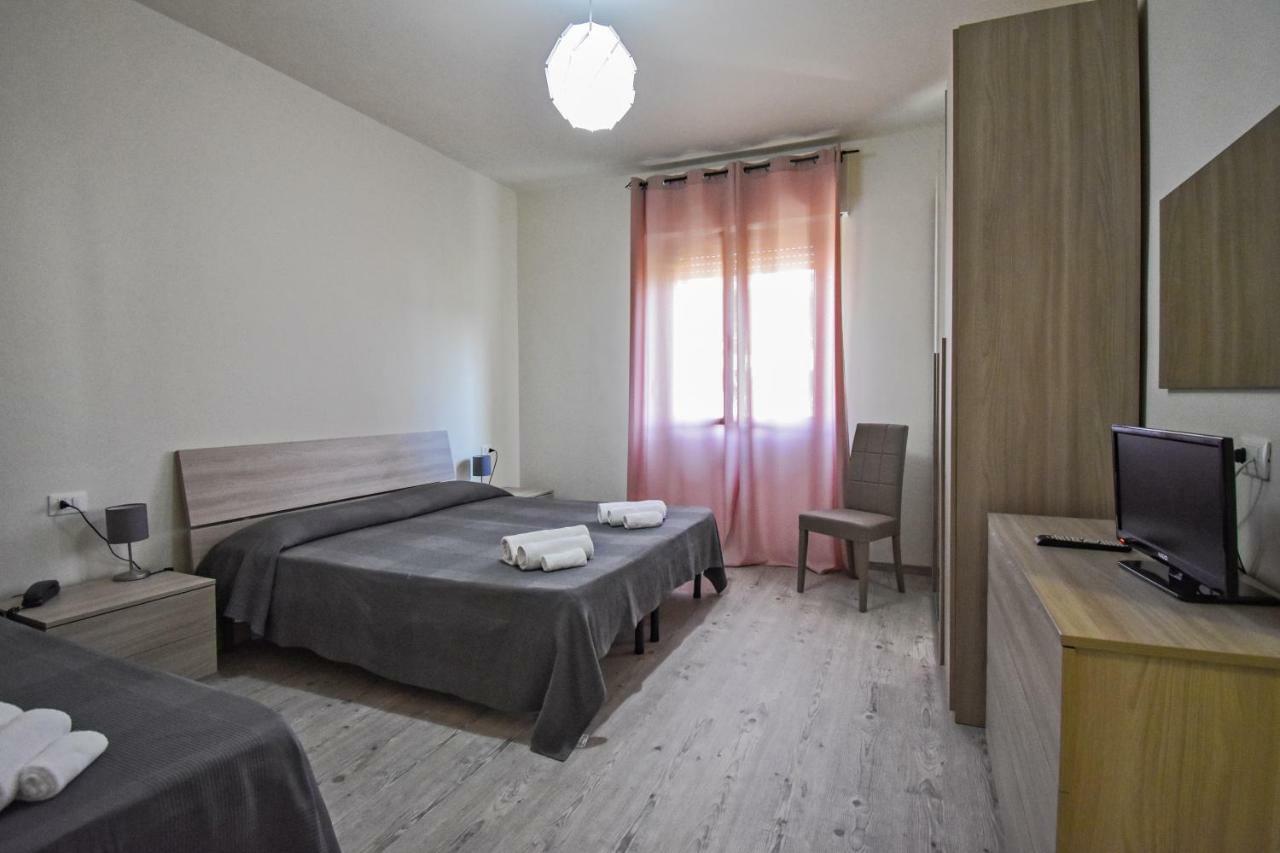 Hotel La Pineta Carrara Eksteriør billede